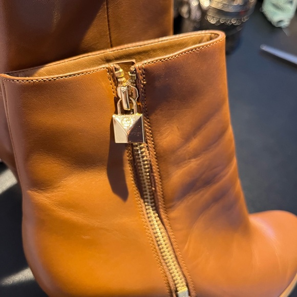 Michael Kors Frenchie Booties New Tan Boots - Picture 4 of 13